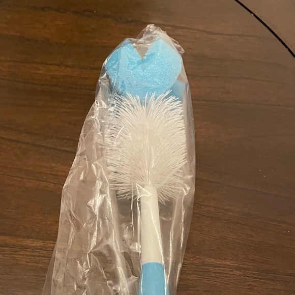 NWOT Dr Brown Bottle & Nipple Brush designed by Dr. Brown Baby Bottles - Picture 3 of 7